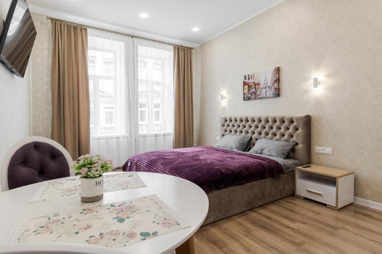 Luxury Flat In Downtown 2 Lviv Exterior foto